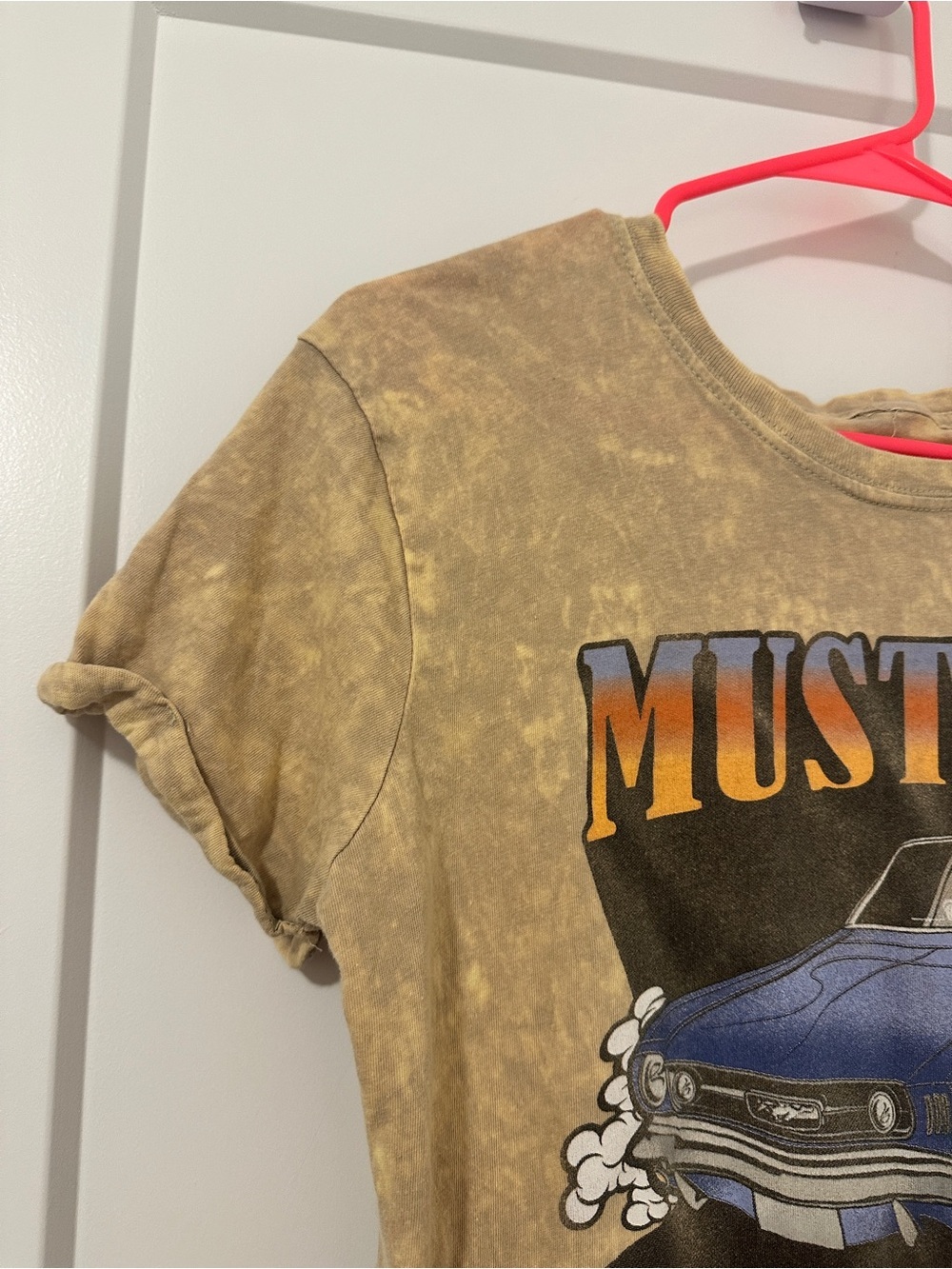 Ford Mustang Vintage Style Women’s T-shirt Size Small - Picture 3 of 7